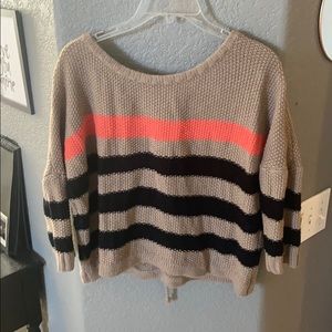 Scoop neck sweater